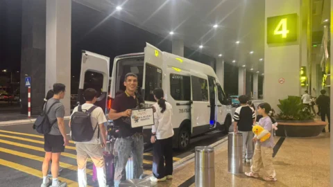 [즉시확정] 나트랑 공항 픽업(미팅)·샌딩 프라이빗 단독차량 (야간 추가요금 없음)